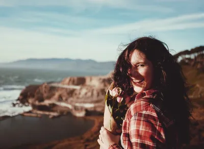 Celebrate with a Spectacular Guy Cake for the Perfect Birthday Bash
